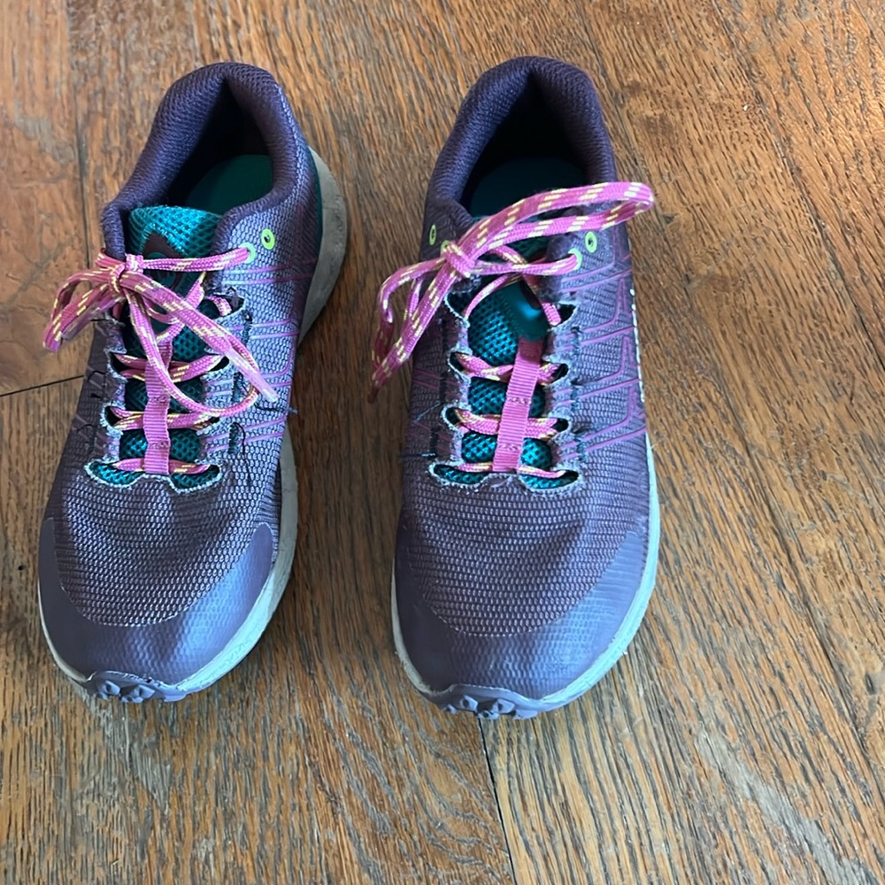 Kids Merrell Size 2. Little wear.